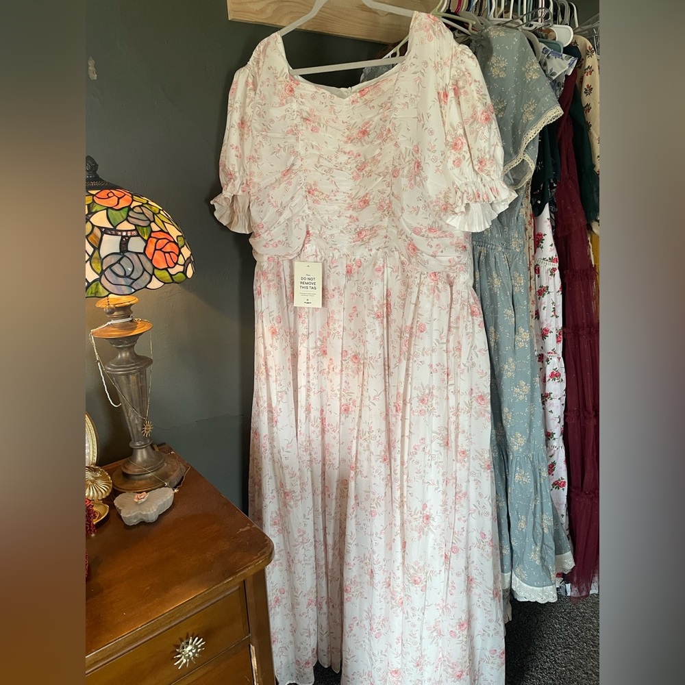 JessaKae Pink and White Floral Dress
